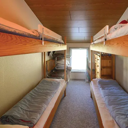 Three-bedroom In 德斯泰德